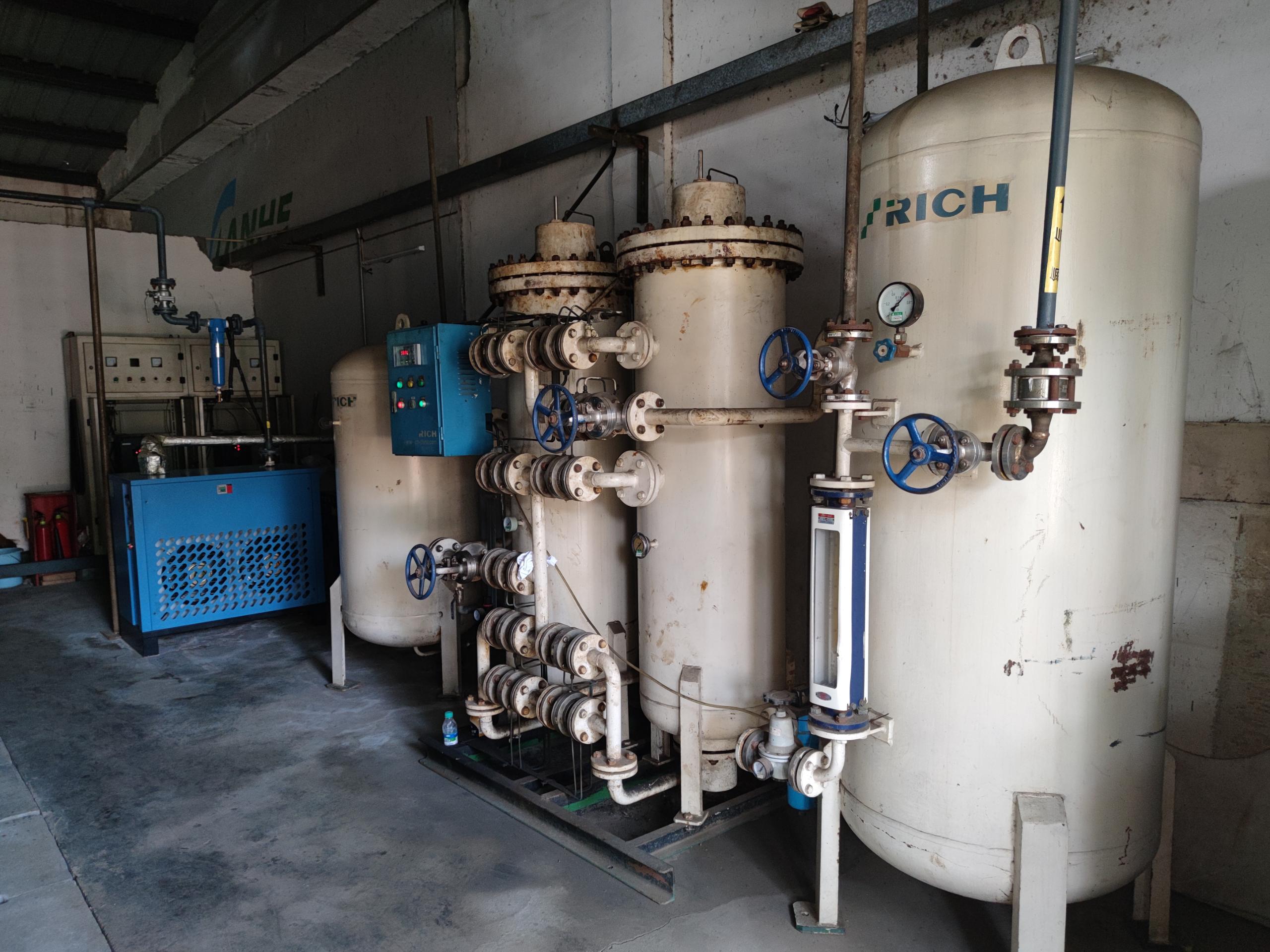 瑞氣制氮機穩(wěn)定運行18年，醫(yī)藥化工生產加速器